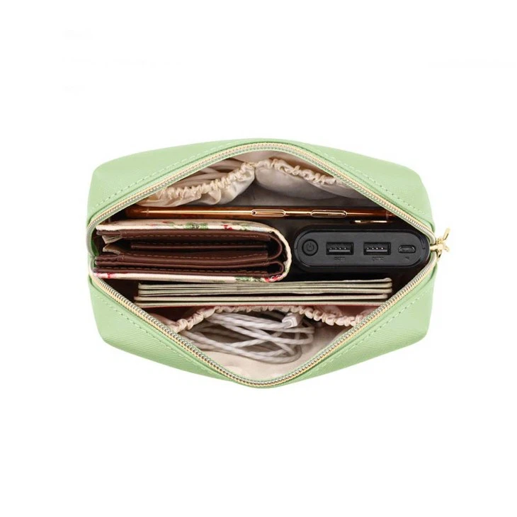 Mint Leather Wash Bag